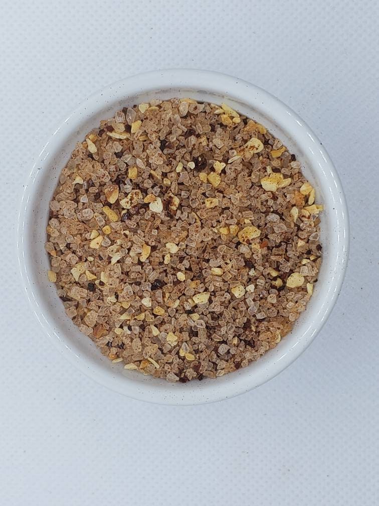Smoked Chipotle Garlic Sea Salt | 9oz net wt | Artisan Made | Smoked in Texas